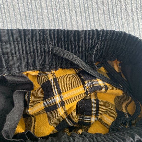 Drawstring Pants - Picture 3 of 4